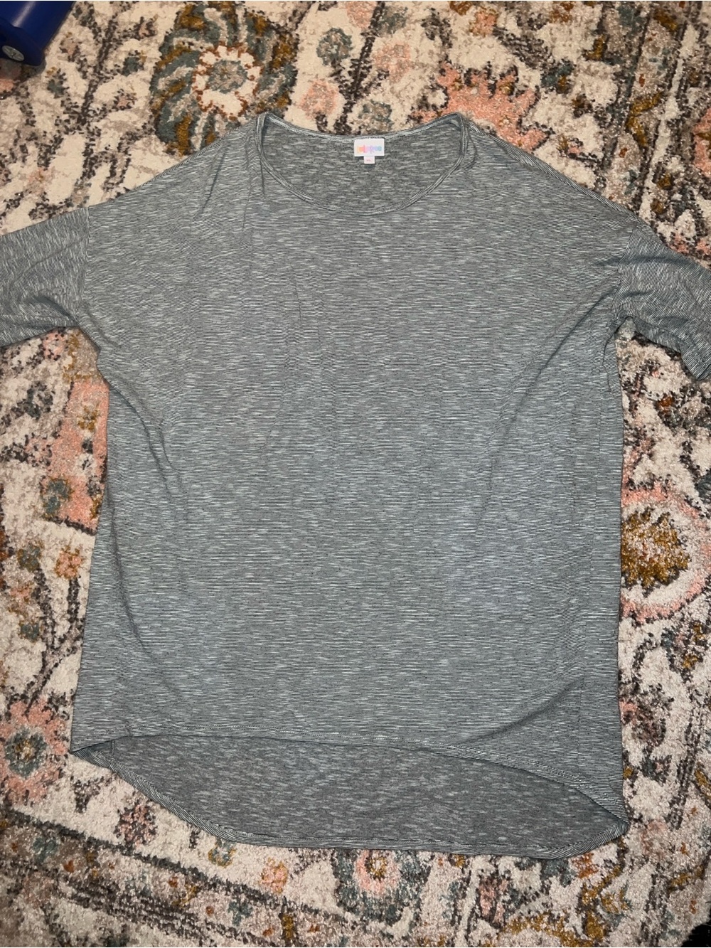Lilaroe Black and White Women's Short Sleeve Tunic
